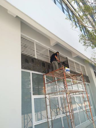 百叶更换 (1).jpg