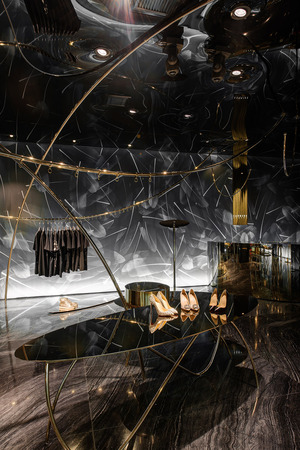 悦源服饰 (4).jpg