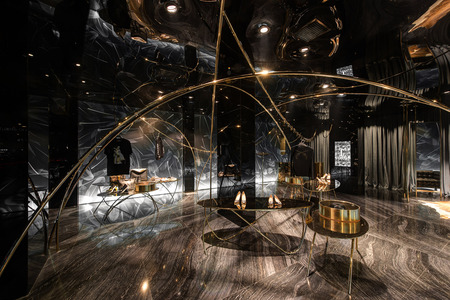 悦源服饰 (10).jpg